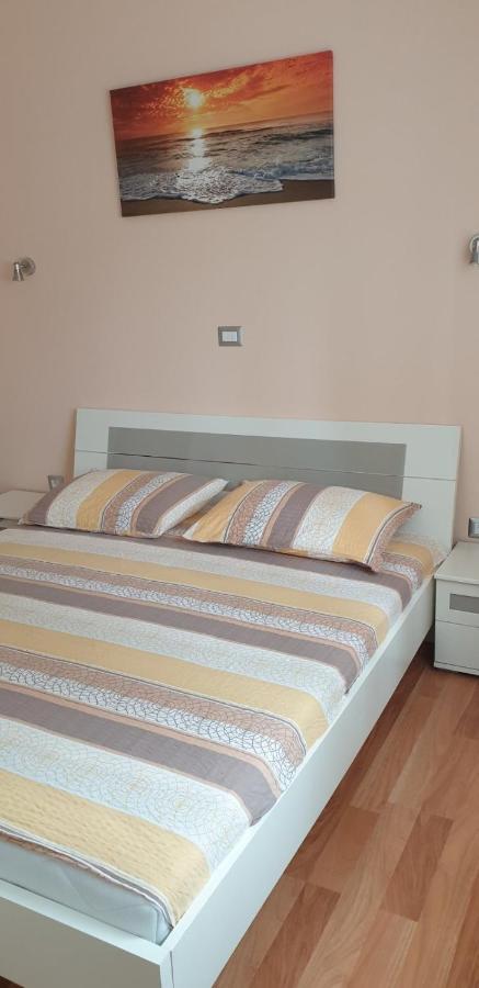 Apartamento Lili Novigrad Istria Exterior foto